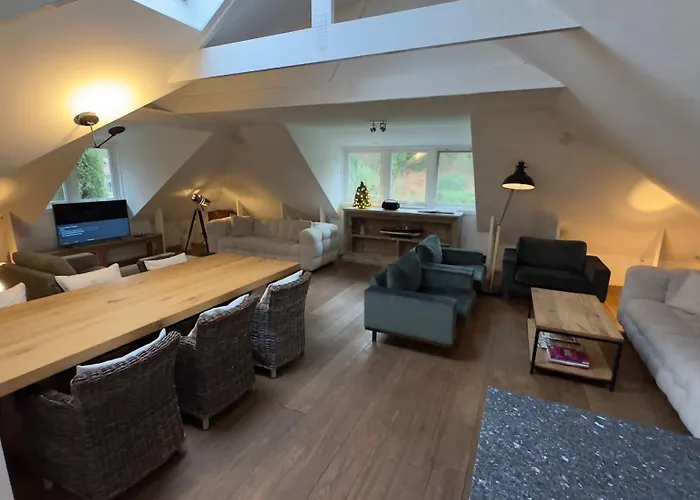 Loft aan Zee Bergen-Schoorl Luxury Appartement